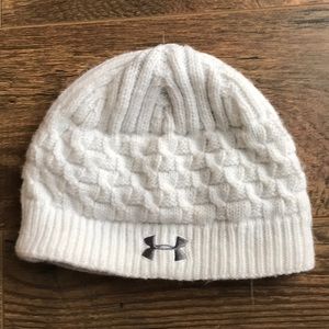 Under Armour knit beanie